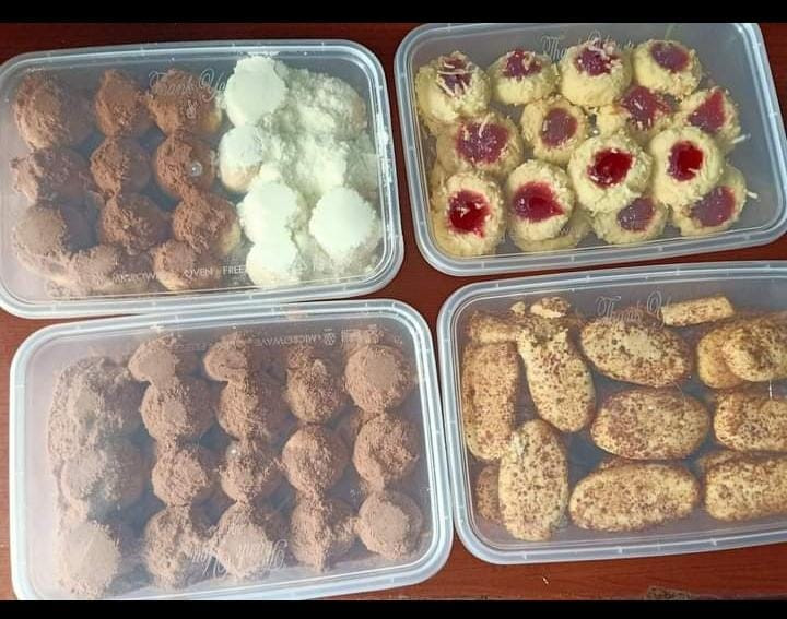 ANEKA KUE KERING BY RABIATUL