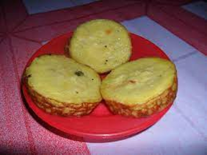KUE BINGKA