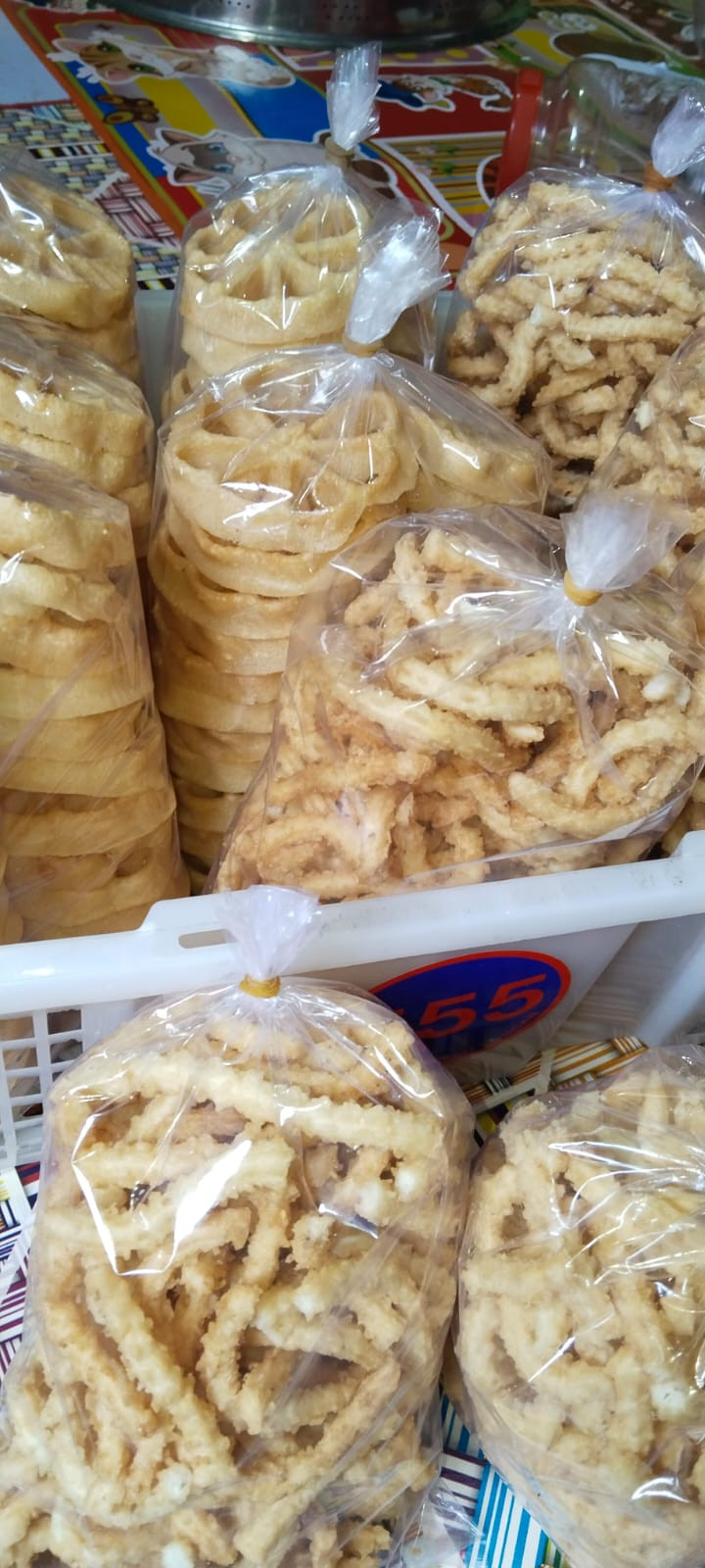 KEMBANG GOYANG