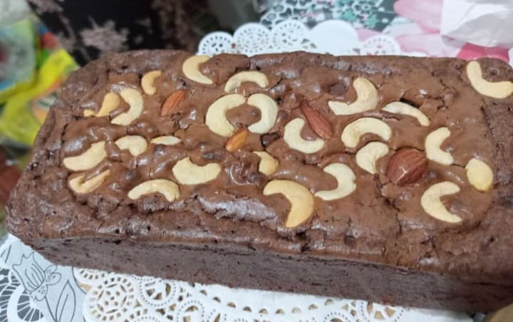 BROWNIS