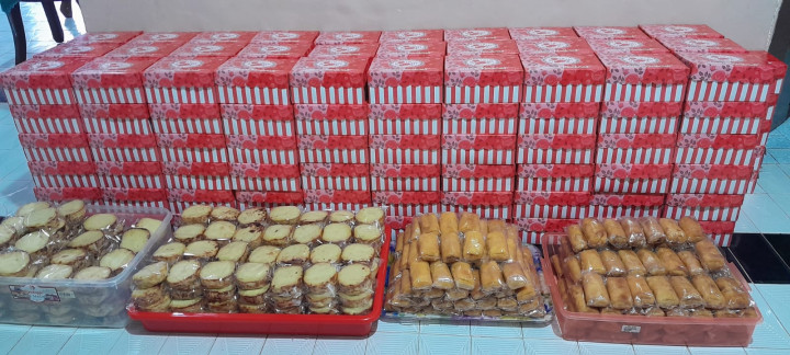 Hj. HILMAH ( FARRAH CATERING )