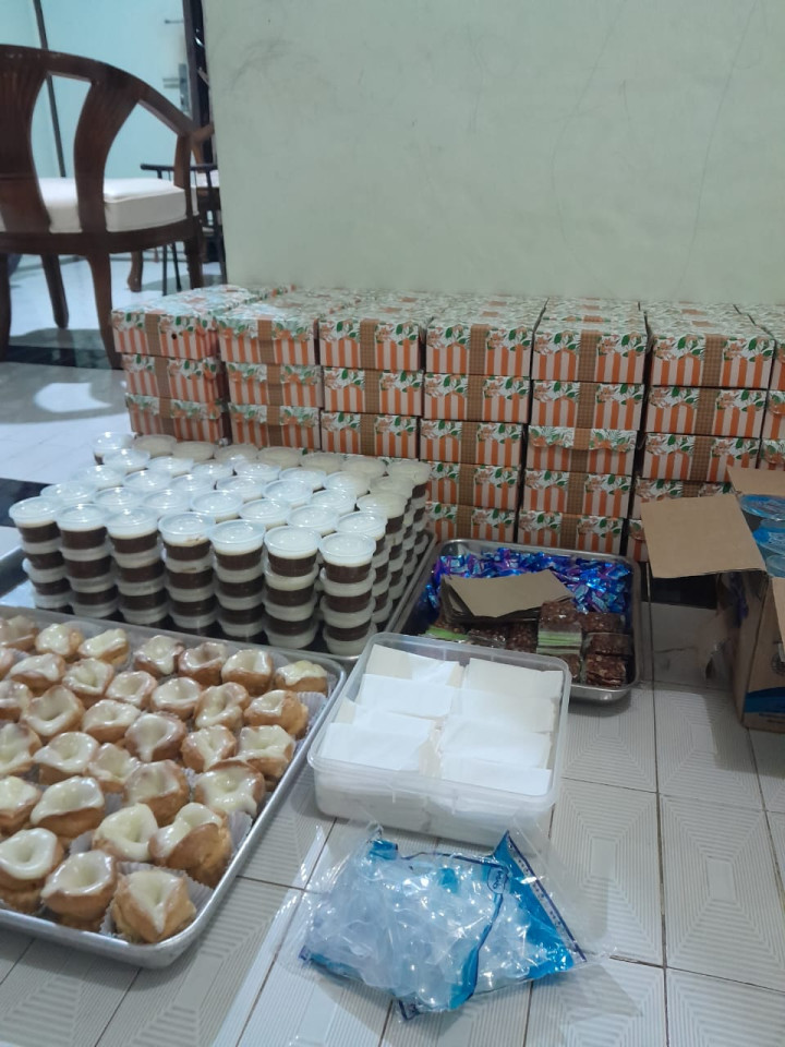 Pudding dan Kue Sus