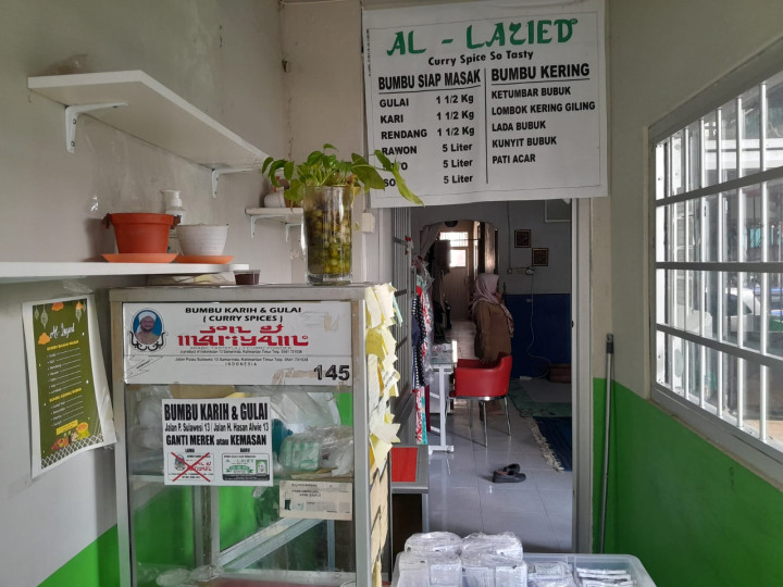 SYARIFAH FADLUN BARGAH ( AL-LAZIED )
