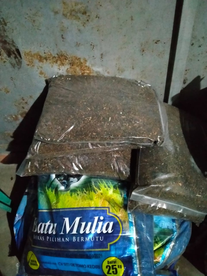 tanah pupuk