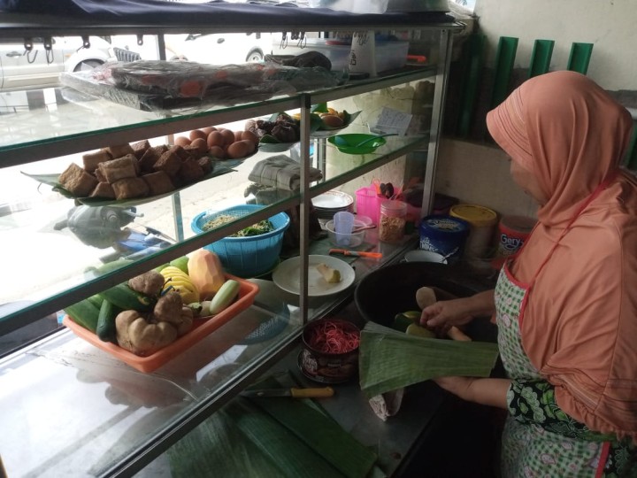 Warung Gado Gado